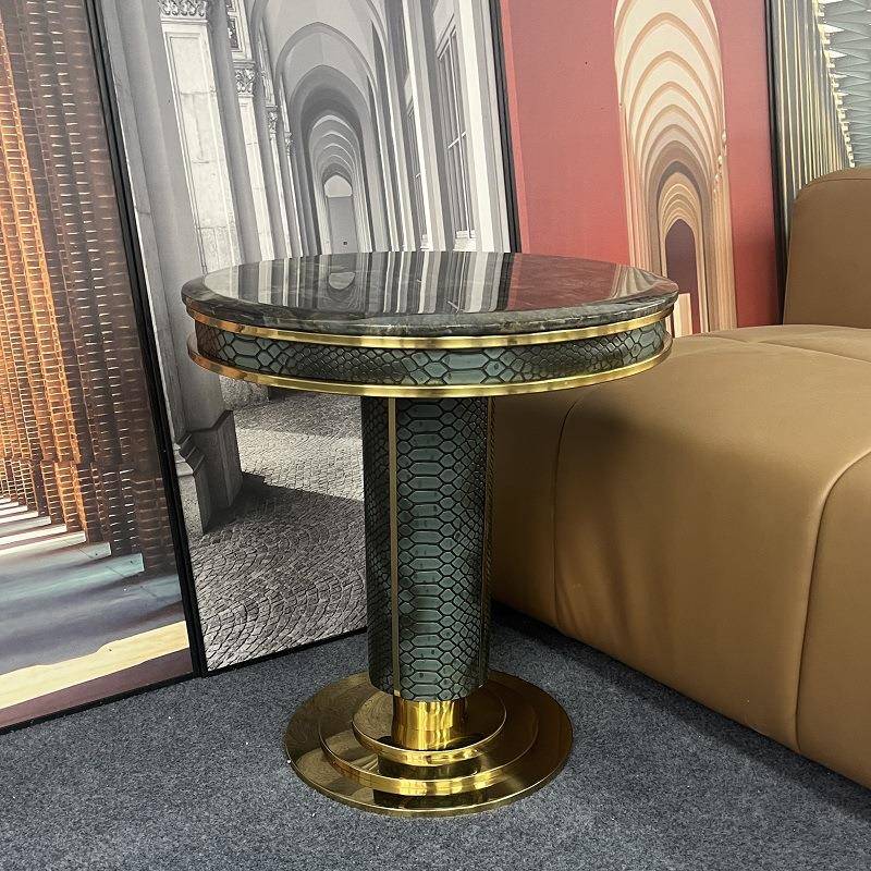 意式轻奢圆形奢石边几大师设计现代家用别墅不锈钢蛇纹皮沙发角几