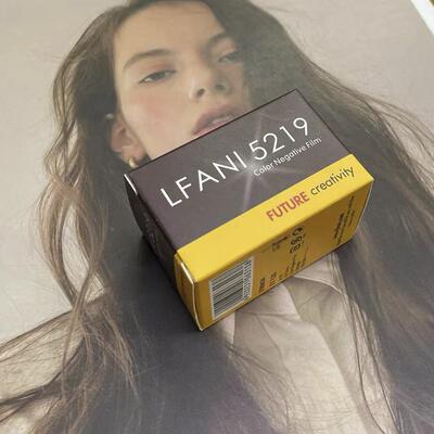 洛5219梵怡LFANI彩色影卷5219彩负片13电5分装胶色6卷22年产新批
