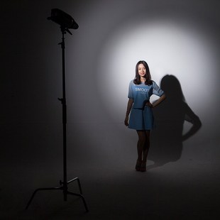 束光筒猪嘴聚光筒色片摄影灯附件人像适用于保荣卡口影室闪光灯光