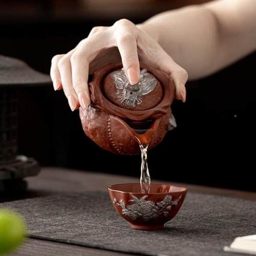 茶描银NM259103祥壶龙手抓壶中式复古泡茶壶家用瓷功夫茶防烫手陶