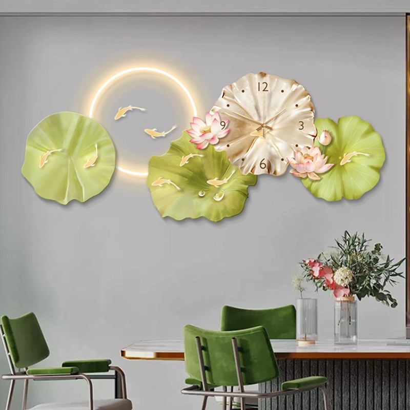 餐厅装饰画轻奢高级感九鱼图挂钟饭厅壁画客厅背景墙钟表挂画带灯