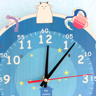 卡通童趣儿童学认时间钟表创意可爱静音卧室木质挂钟十二星座动物