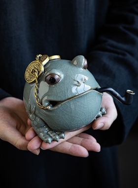 创意陶瓷三足哥窑金蟾茶宠可养蟾蜍家居招财摆件茶室茶桌桌面摆设