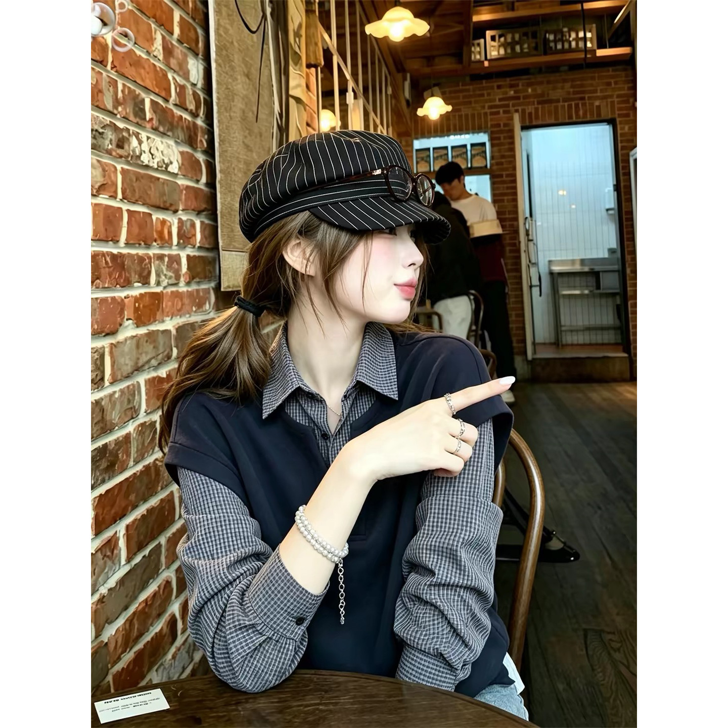 已出货 爆款藏青色假两件拼接格子衬衫女秋时尚宽松百搭长袖上衣