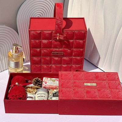 结婚订婚高档皮质手提伴手礼盒送伴娘喜糖空盒子商务送礼外包装盒