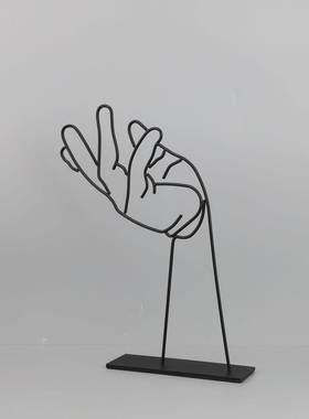 北欧风创金属铁艺摩登郎样板意房家居客062女厅工酒柜书房艺品摆