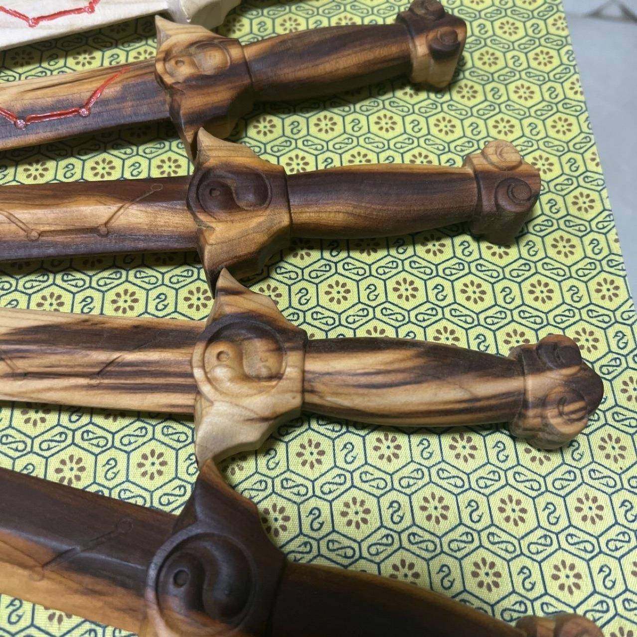 薇讳桃紫木QVO剑天然挂件坠木桃木吊儿童木雕祥原云手工木艺