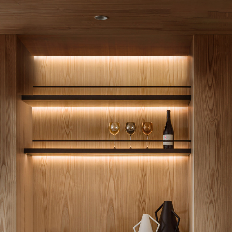 led软灯带条2V超亮粘贴式线型灯衣柜酒柜灯条光带90高显指线形灯