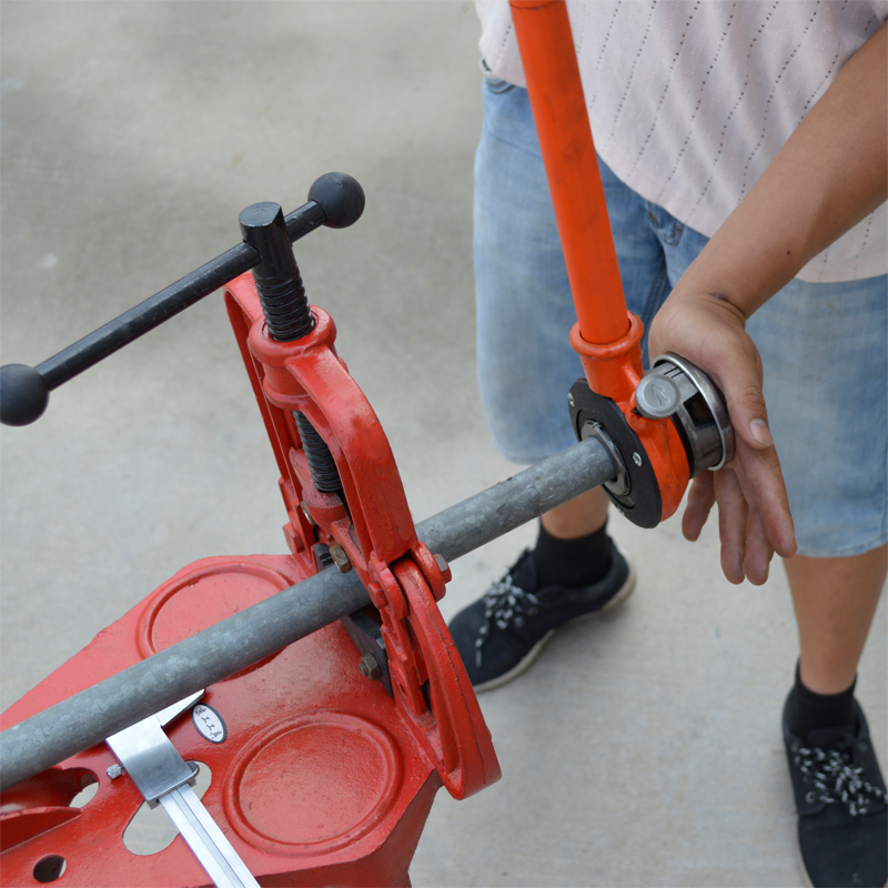 支架台虎钳重型家用工业台钳桌钳工作台钢管铁管夹持丝工具