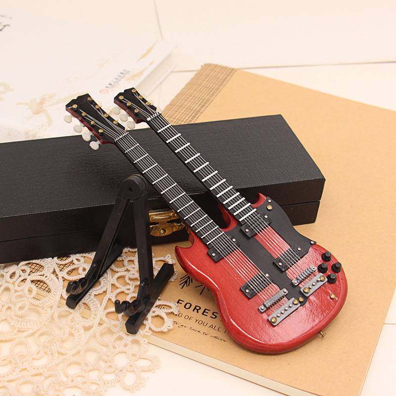 迷你电吉他模型1/6乐器bjd娃娃用迷你乐器模型摆件电贝斯模型摆件,鲜花速递/花卉仿真/绿植园艺,其它园艺用品,淘宝优惠券,粉丝福利购,淘宝优惠卷