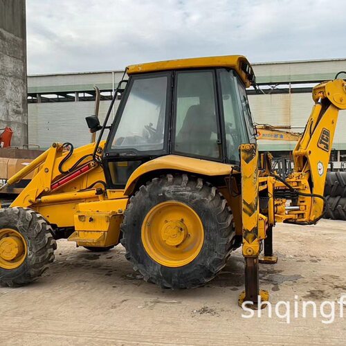 JCB 3CX四驱版 两头忙挖掘装载机 JCB 3CX backhoe loader