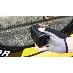 便携式迷你款电动自行轮胎气泵球泳圈手持无线充电数显