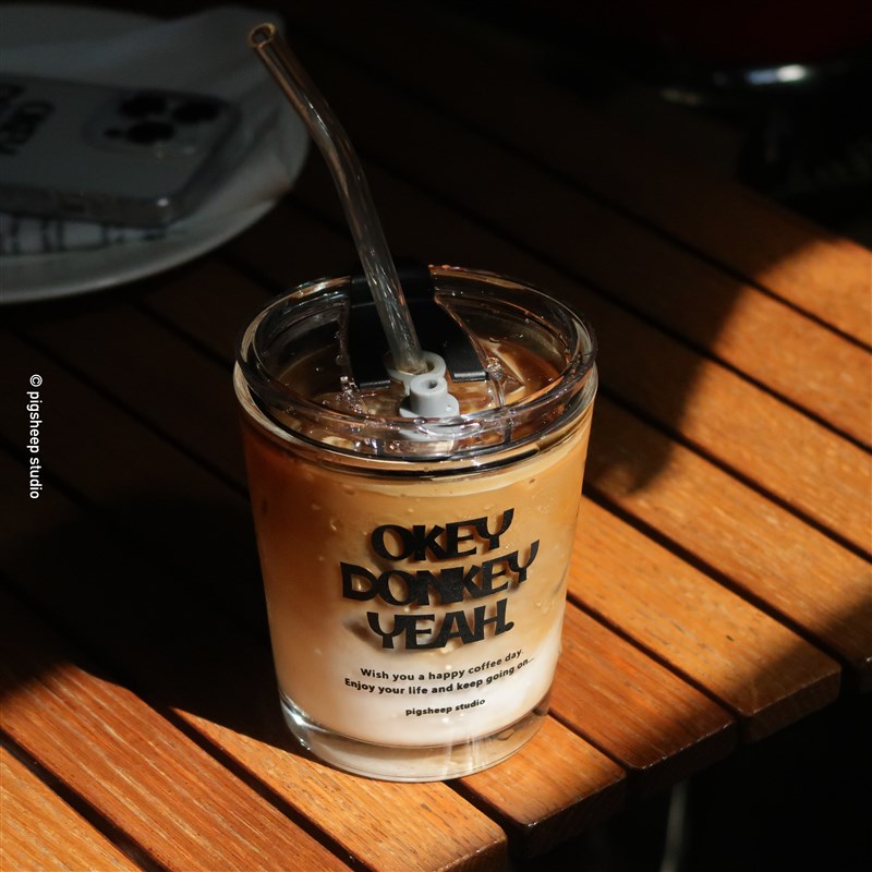 pigsheep夏日限定嘻哈印花咖啡随行玻璃大容量耐热牛奶果汁吸管杯