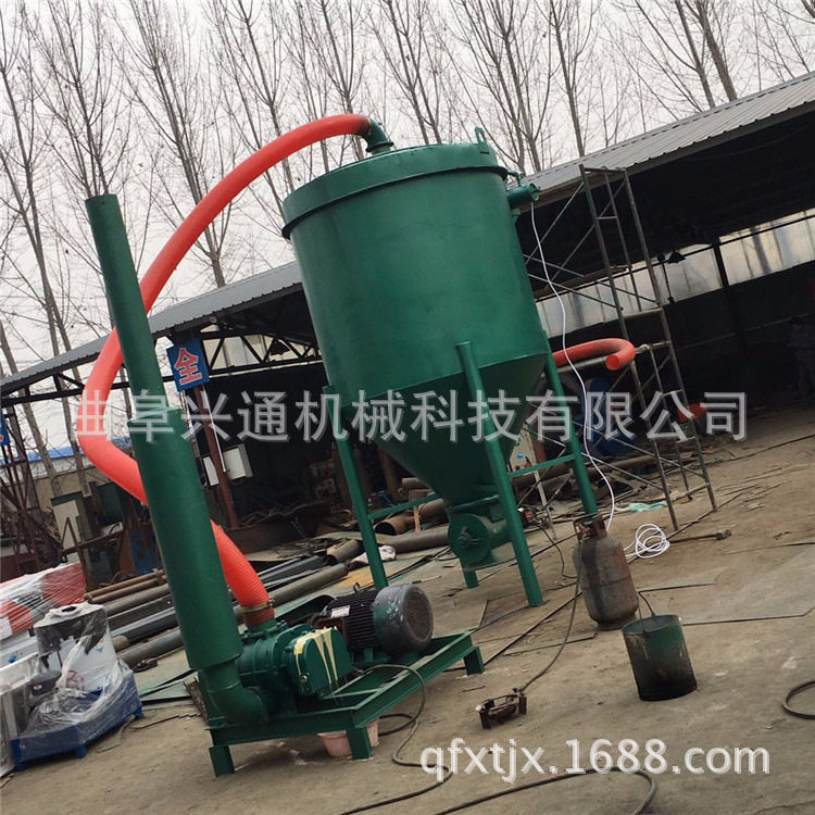 兴通加长软管自吸气力输送机