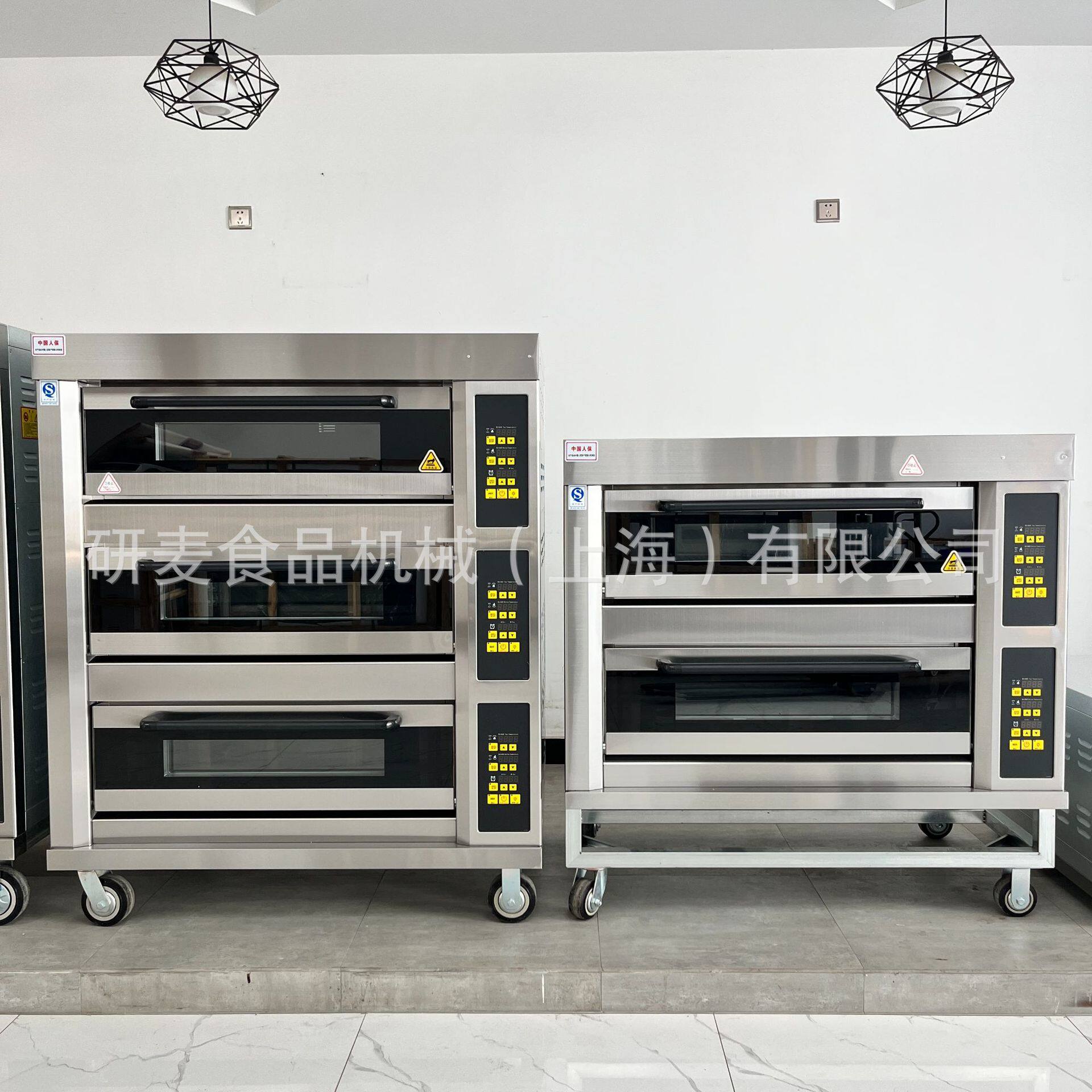 研麦分层式烤箱商用 3层6盘电热型面包烤箱 Bakery Oven