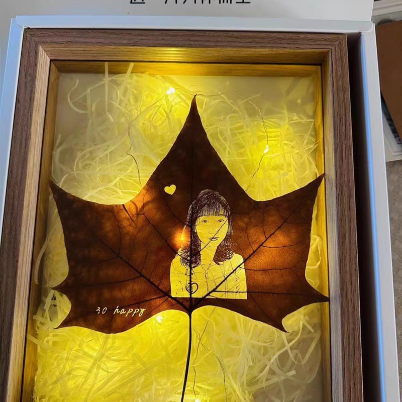 梧桐树叶雕刻照片定制女生礼品叶子雕刻生日礼物纪念品叶雕纪念品