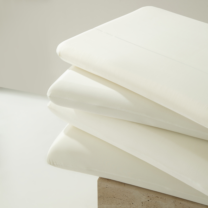 护颈椎枕头慢回弹深睡眠记忆枕芯高档枕成人家用儿童侧睡枕棉枕