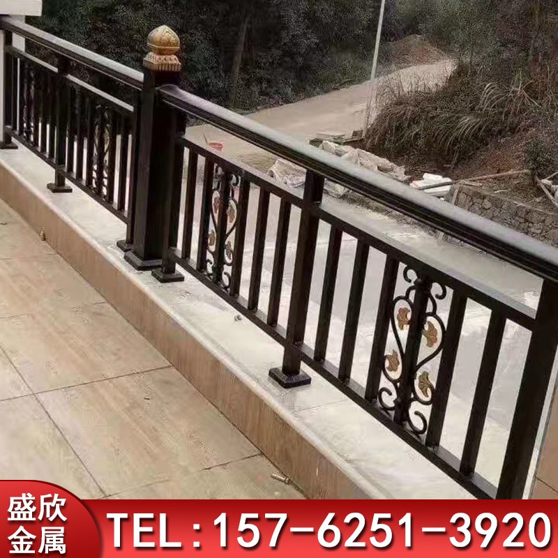 阳台护栏铝合金栅栏楼梯扶手铝艺别墅庭院围栏室外防护栏围墙栏杆