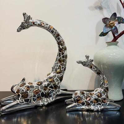 现代GBU轻奢双居鹿卧树脂件摆件客厅电视柜酒饰柜玄关家装品摆现