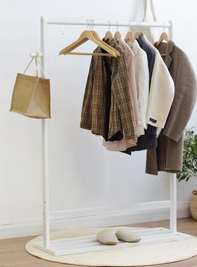 木简易家用挂卧衣架收纳置物落地约衣服架子简现代室客实厅衣GEU