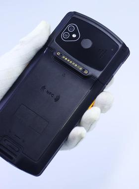 5.7寸安卓数据采集器手持扫码PDA终端1/D扫RZA描NFCD识别4指纹+26