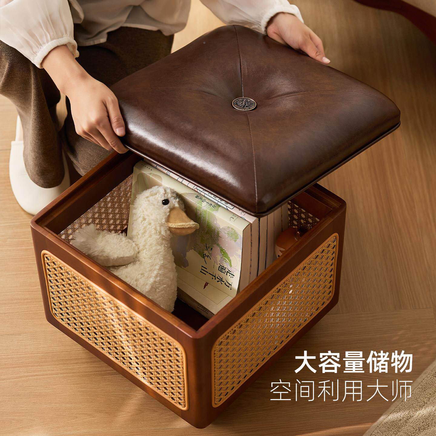 家用客厅万向轮实SG100-D-木小凳子儿童小凳玩具收箱可板纳坐收纳