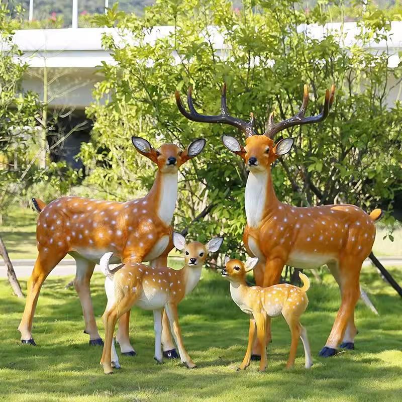 仿真梅花鹿玻璃钢雕塑摆件大型园林景观户外庭院草坪装饰动物模型