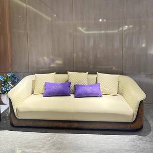 宾利客厅沙发轻奢奢华别VBP茶墅大平层意式样实木板间树瘤漆烤家