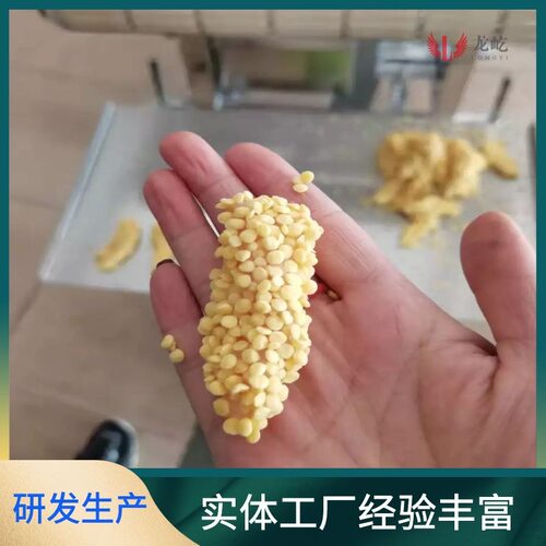 全自动无骨鸡柳上糠机小型涂裹面包屑机器连续式鸡柳裹雪花片机
