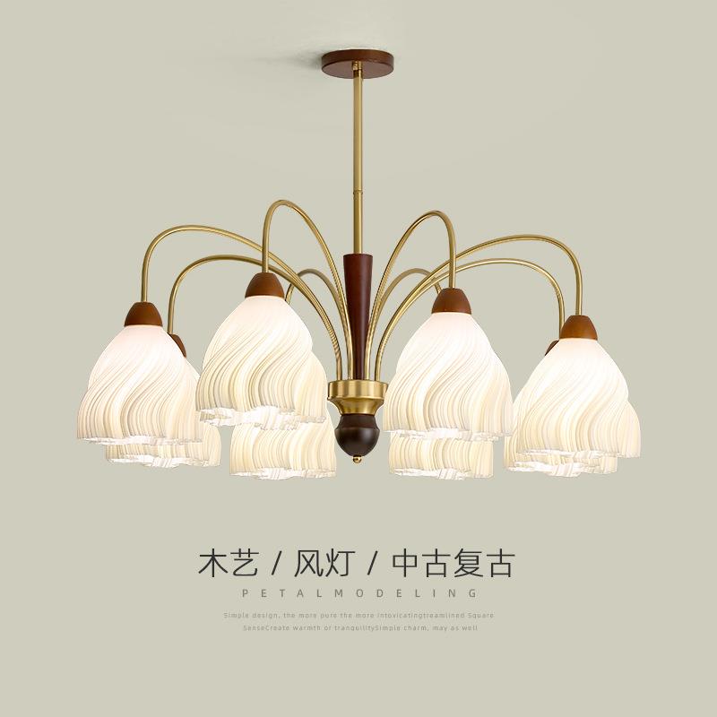 中古风吊灯法式复古温馨奶油风花瓣客厅灯2025新款氛围感大厅主灯