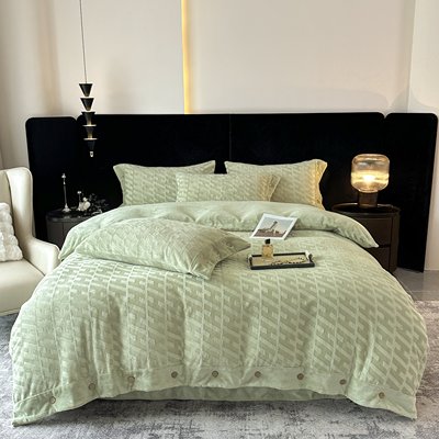 朵儿星球2025新款纽扣款9D冰岛绒雕花全消光牛奶绒四件套XPZ