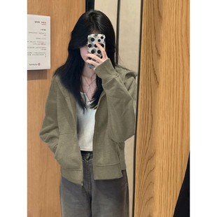 肯豆短款卫衣外套女春秋薄款正肩连帽女款小个子春秋2025新款即墨