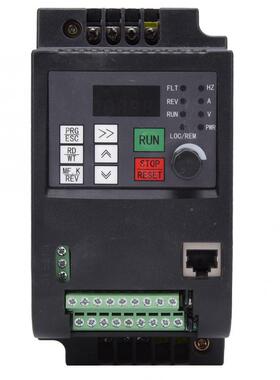 nflixin太阳能水泵变频器2220v0.751.5.2k9600D-1Tw光伏水泵控制v