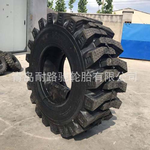 0装载机半实心轮16/7R2016/0R24R7-4花纹钢丝胎20.5/胎70588R16