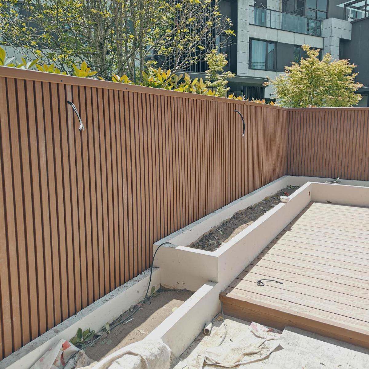 庭广州塑SLM木长城户格栅别墅院板护外栏二代木塑墙板围栏防腐木