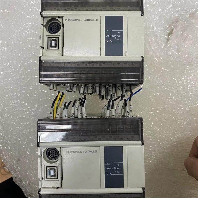 CAM4-32T4-E 拆机 PLC 实物图拍摄 功