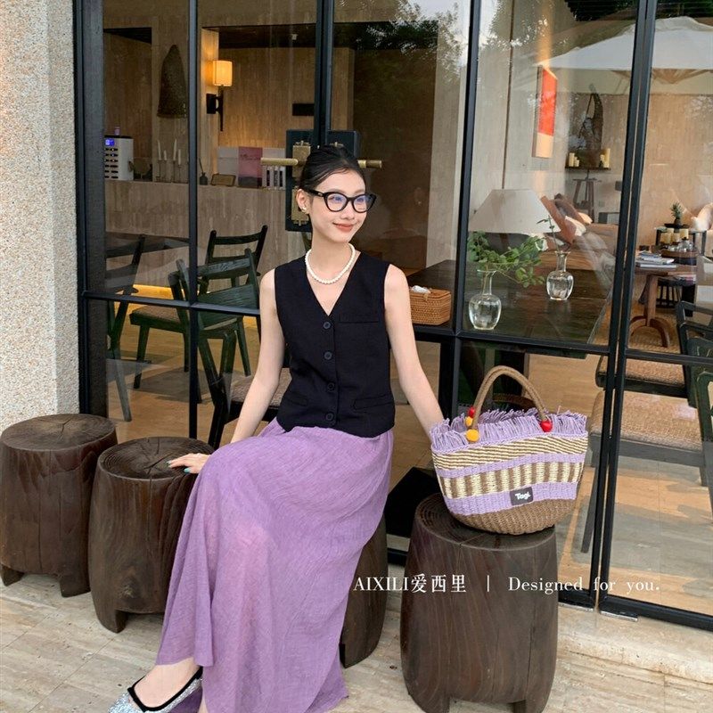 爱西里夏季新款法式气质背心马甲上衣甜美显瘦百搭半身裙两件套女