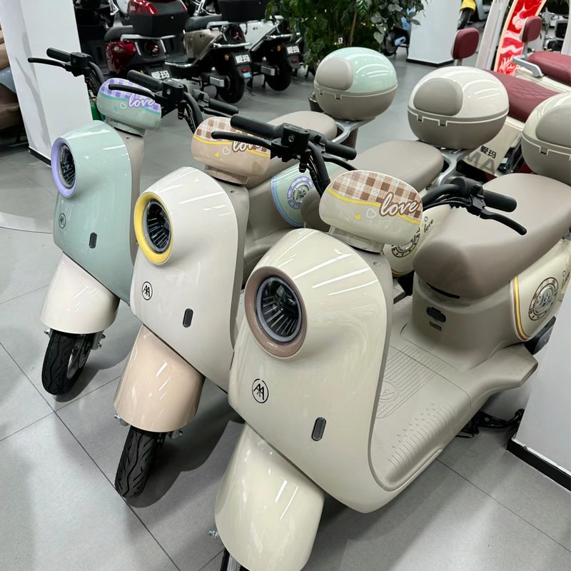 适用爱/玛爱琪QB33尾架货架爱琪Q601后备箱延长架载物架工具箱架