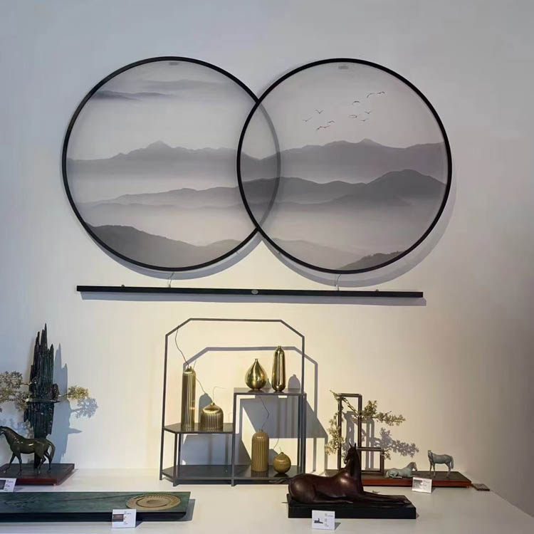 新中式圆形灯画屏风玄关隔断山水发光纱画丝绢半透明装饰挂画定制图片