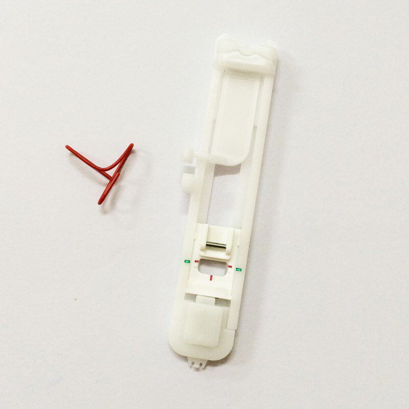 缝纫机  标配电子一步锁扣眼压脚 适合兄弟家用电子缝纫机