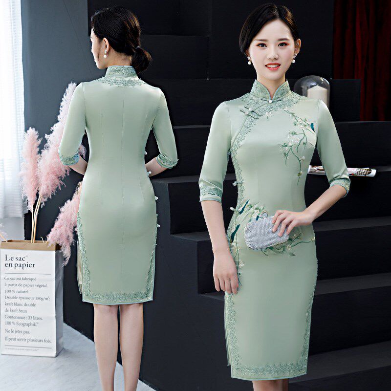 真丝绣花旗袍女改良连衣裙中长款秋季2024年新款少女双层蕾丝长袖