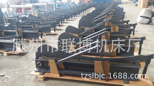 出口款手动剪板机 手动铡刀剪HS1300小型闸式剪板机