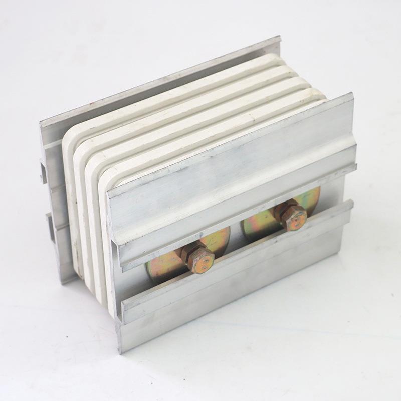 厂家直供密集型母拔线槽连接器插式快速安装护等级防IP母线槽接54