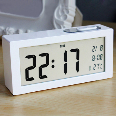 简约led夜光数字闹钟 学生用床头静音懒人贪睡家用电子上电池时钟