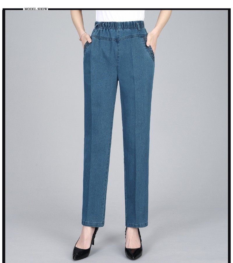 中老年牛仔裤女秋冬加绒加厚宽松黑色松紧腰休闲女裤妈妈直筒裤子