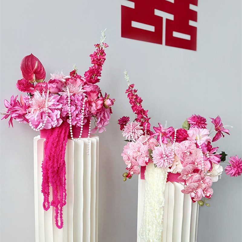 婚房布置装饰真花订婚宴客厅摆设婚礼真花桌花床头花迎宾牌花