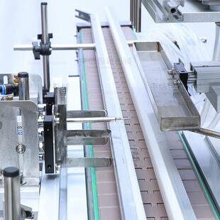 ZONESU鲜N饮全自动头液体灌装机磁力泵果汁2奶酒消毒液灌料装机