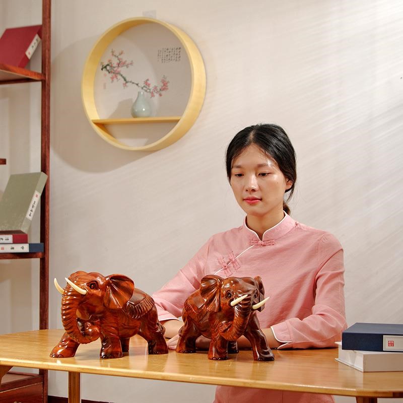花梨木雕刻大象摆件一对木质象客厅电视柜装饰红木工艺品开业送礼