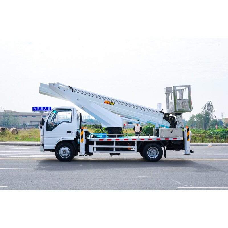 五十铃带电伸缩直臂高空作业车