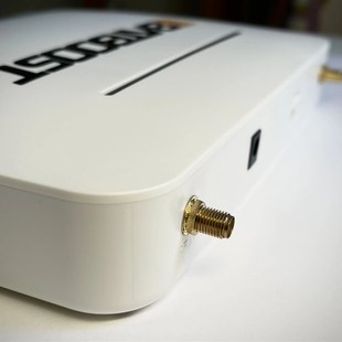 BAT2.0升级版 越野车载手机信号放大器车载信号增强器支持三网信号